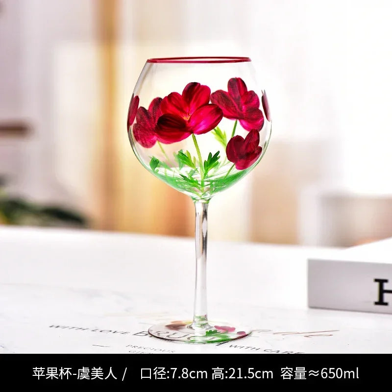 Verre a vin haut motifs floraux peints trois