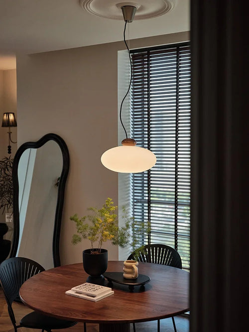 Kronleuchter aus Glas und Holz im Retro-Design für Ihre Inneneinrichtung - vue 5 sur 8