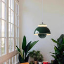 Moderne LED-Pendelleuchte aus Metall mit verstellbarem Kabel