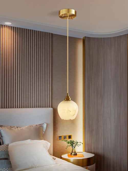 Nordische Pendelleuchte aus Marmor und Kupfer im minimalistischen Design - vue 2 sur 9