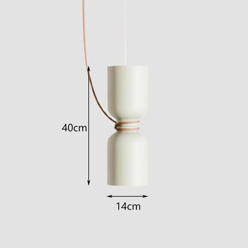 Moderne Pendelleuchte mit zwei Köpfen für den Innenbereich