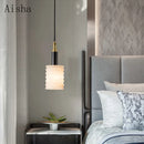 Nordische Pendelleuchte aus Marmor für ein elegantes Interieur