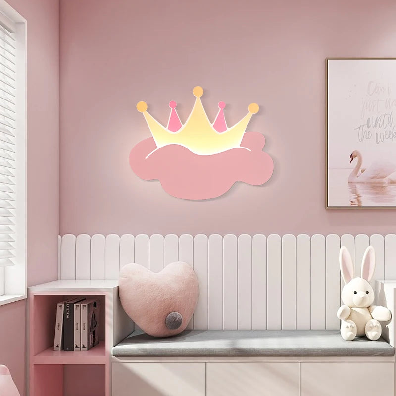 applique murale couronne pour chambre d'enfant avec télécommande - vue 3 sur 9
