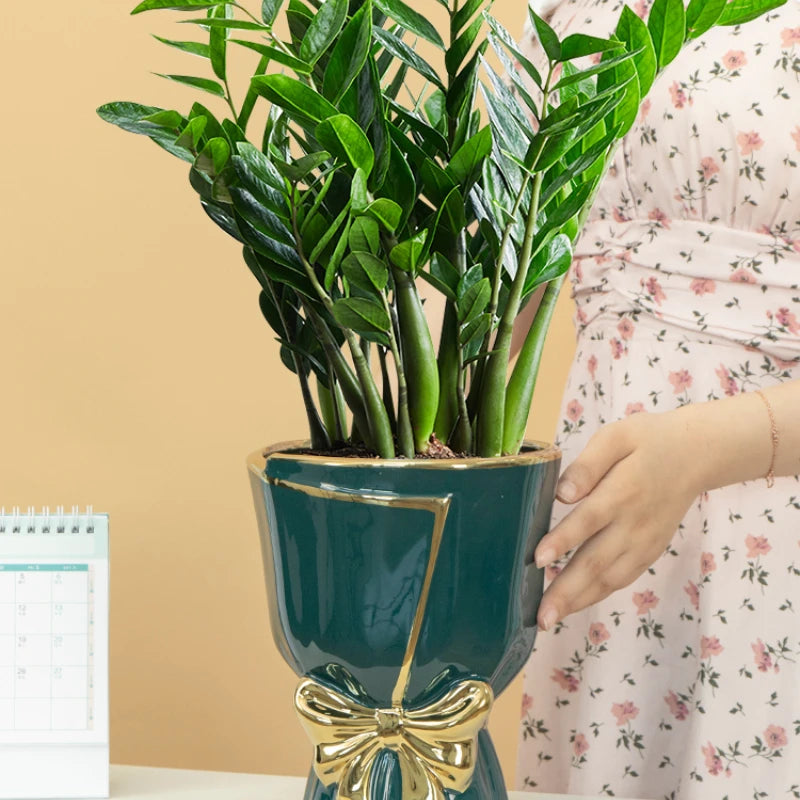 vase en céramique pour décoration et cadeaux artistiques - vue 5 sur 11