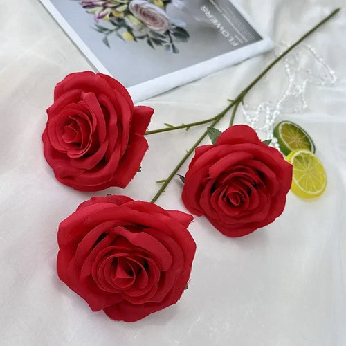 branches de roses artificielles en soie pour décoration élégante - vue 31 sur 40