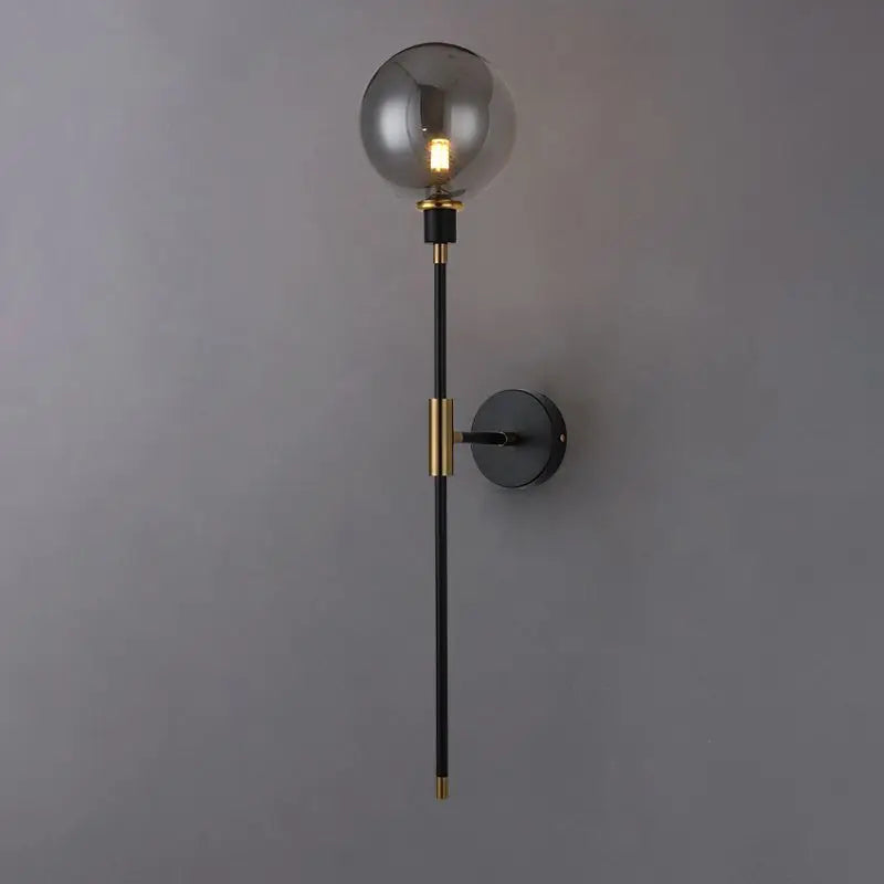 applique murale led moderne en fer avec boule de verre décorative - vue 6 sur 9