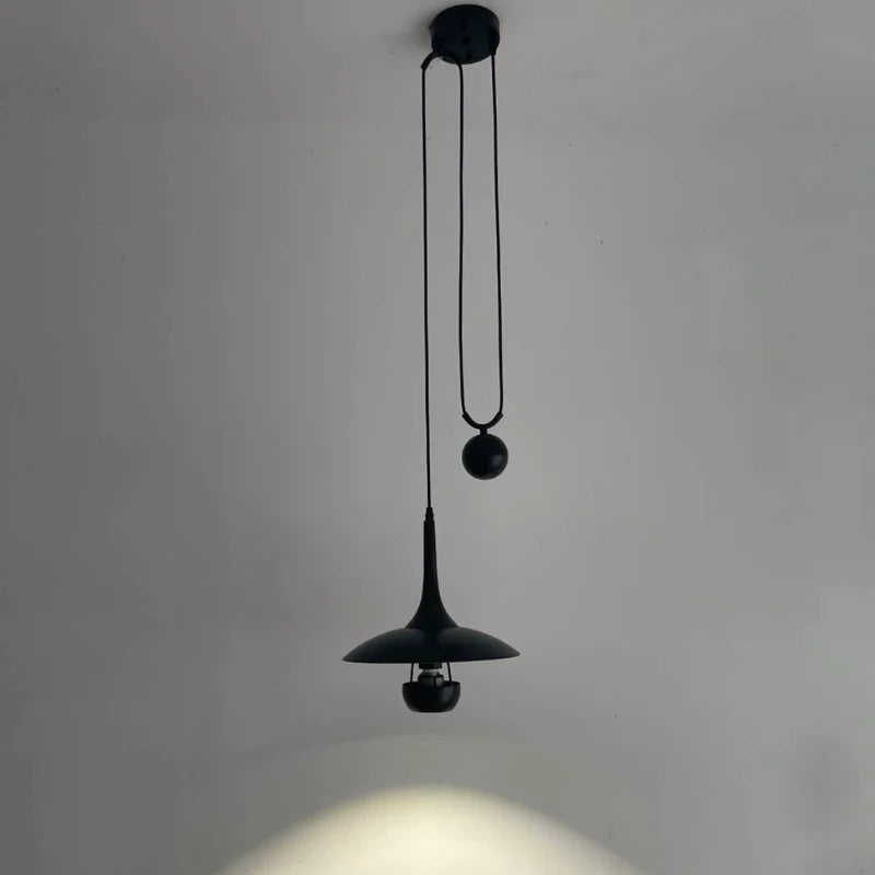 lustre minimaliste design ovni pour restaurant et bar - vue 8 sur 7