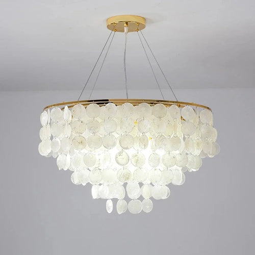 lustre nordique en coquillage avec luminaire à led