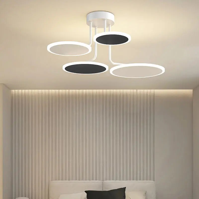 Kronleuchter aus Acryl für modernes und elegantes Interieur - vue 4 sur 14