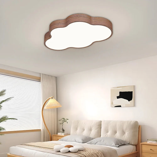 Minimalistischer nordischer Deckenleuchte aus Holz mit moderner LED-Beleuchtung