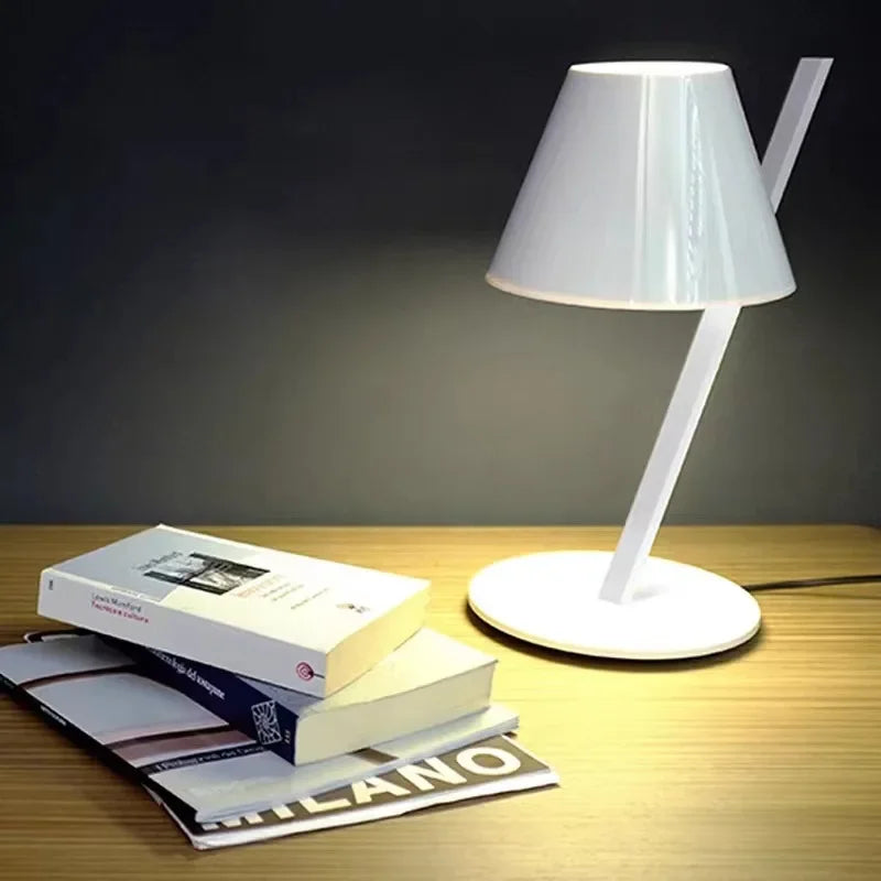 Italy Design Table Light Desk Lamp for Bedroom Living Area - vue 3 sur 8