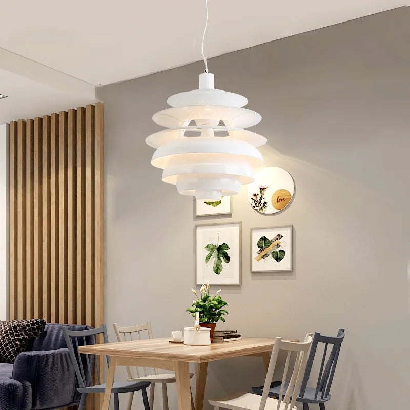 Lustre en aluminium postmodernes main de concepteur nordique - vue 6 sur 8