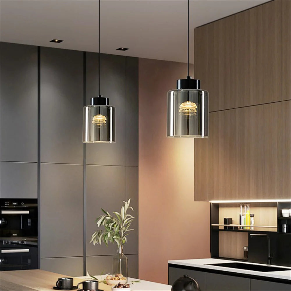 Trendiger LED-Kronleuchter in Flaschenform für modernes Interieur - vue 4 sur 11