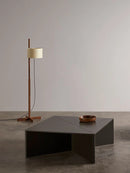 Japanische Wabi-Sabi-Stehleuchte aus Massivholz mit modernem, verstellbarem Licht