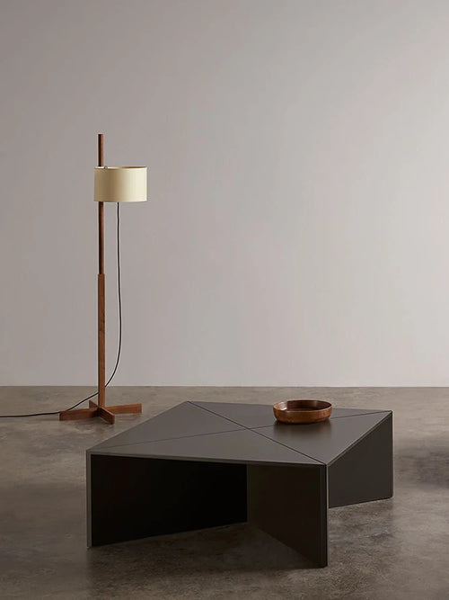 Japanische Wabi-Sabi-Stehleuchte aus Massivholz mit modernem, verstellbarem Licht - vue 3 sur 5