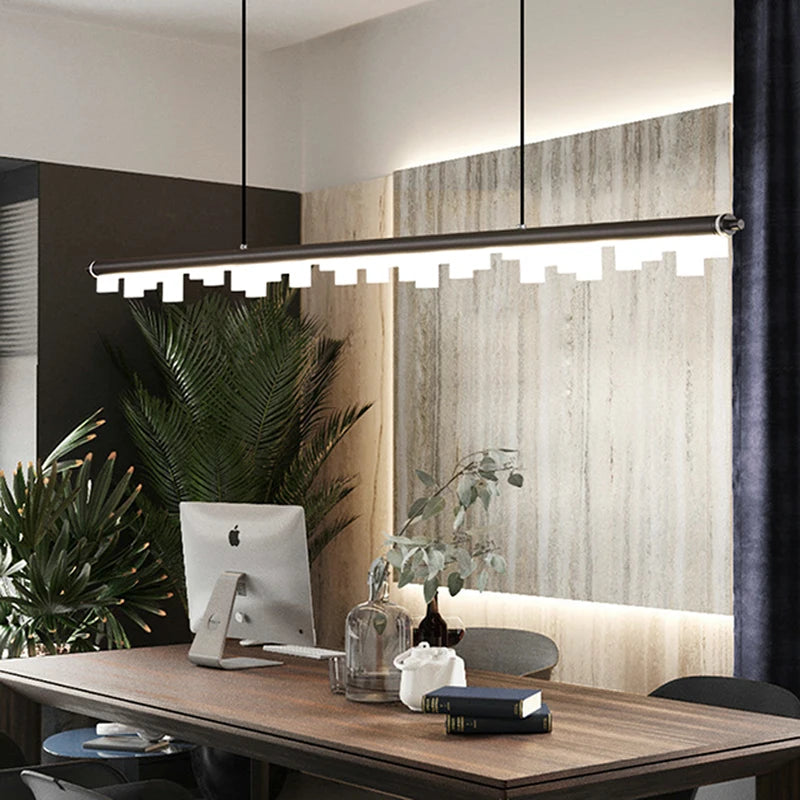 Moderner minimalistischer Kronleuchter in Schwarz-Gold für Pendelleuchten - vue 4 sur 12