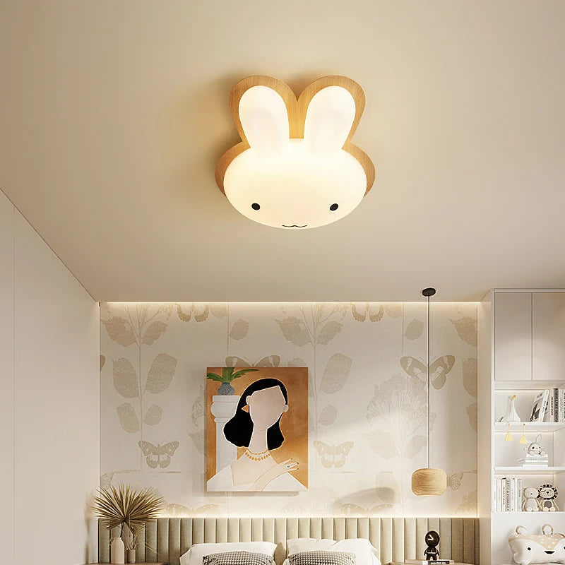 Moderner Kronleuchter für Kinder mit Holzhasen-Design - vue 3 sur 12
