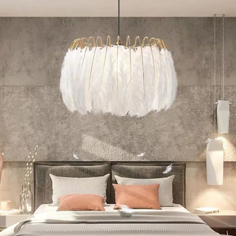 Moderne warme und romantische Wandleuchte mit Federn, kreativ - vue 4 sur 8