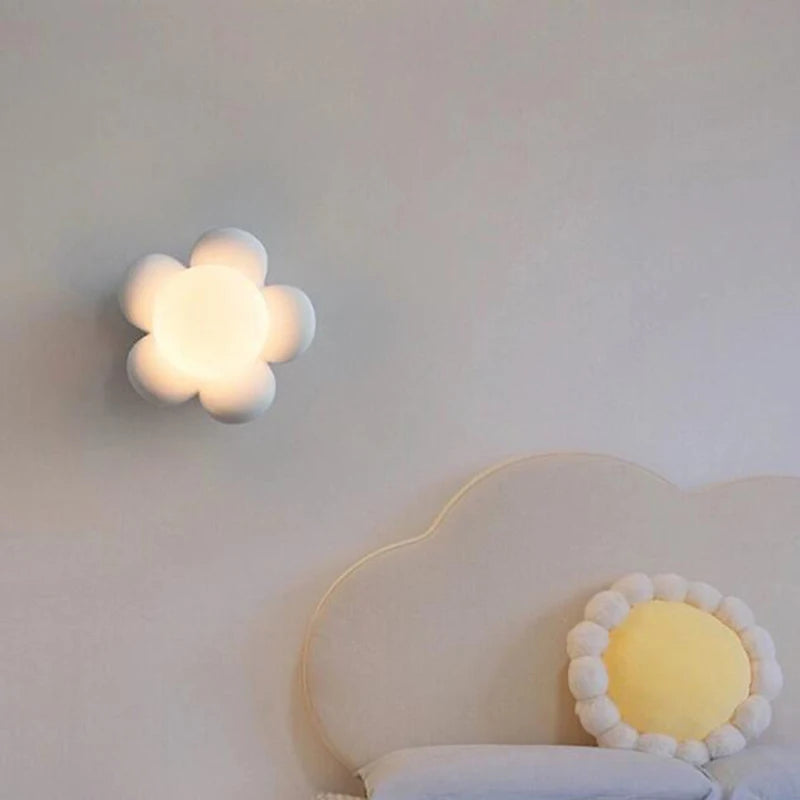 applique murale LED en résine en forme de fleur - vue 5 sur 8
