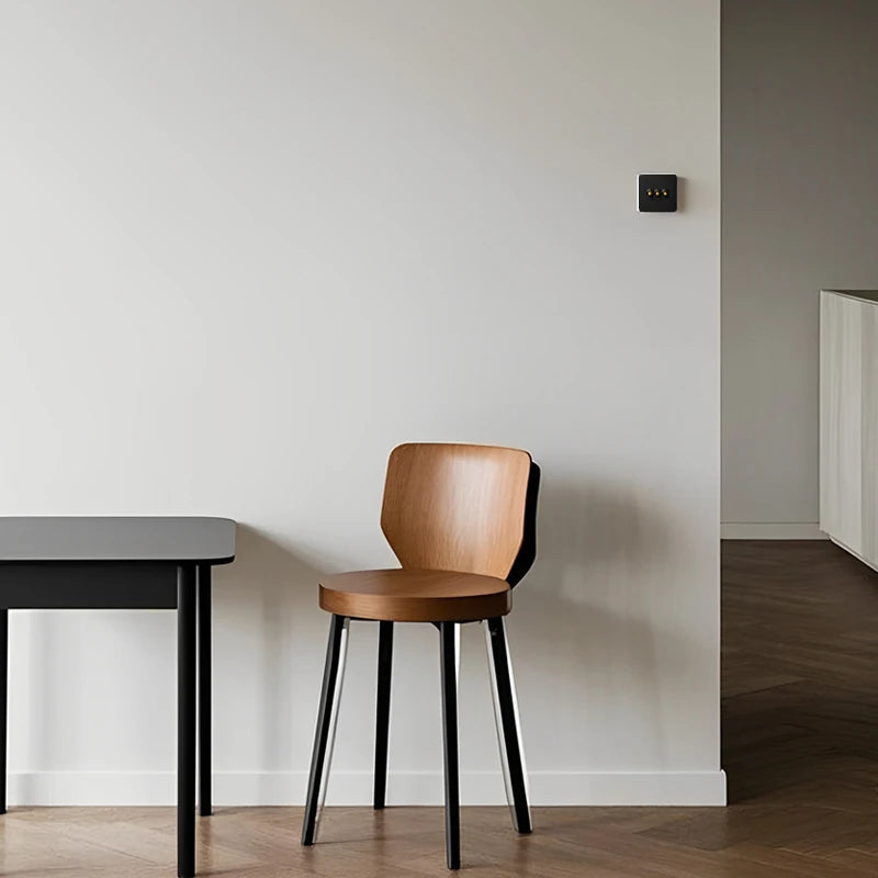 Prise électrique et double USB en acier noir mat bords arrondis