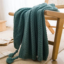 Plaid grosse maille gaufré avec pompons style nordique