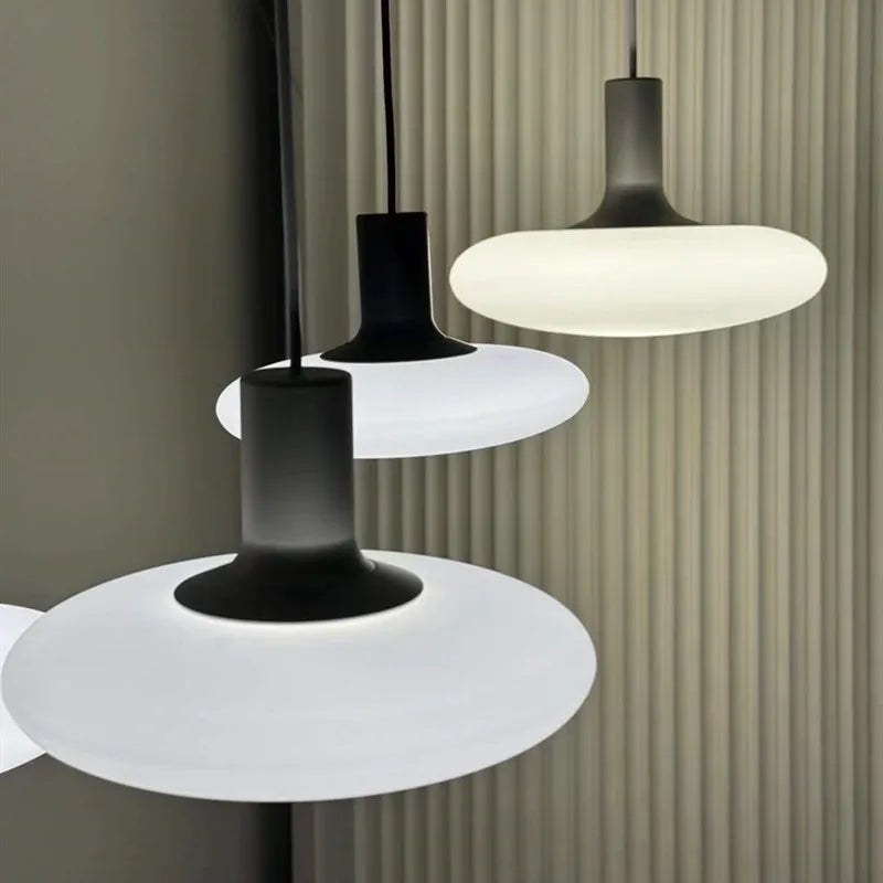 Kreativer minimalistischer Glaskronleuchter für moderne und originelle Dekoration - vue 5 sur 12