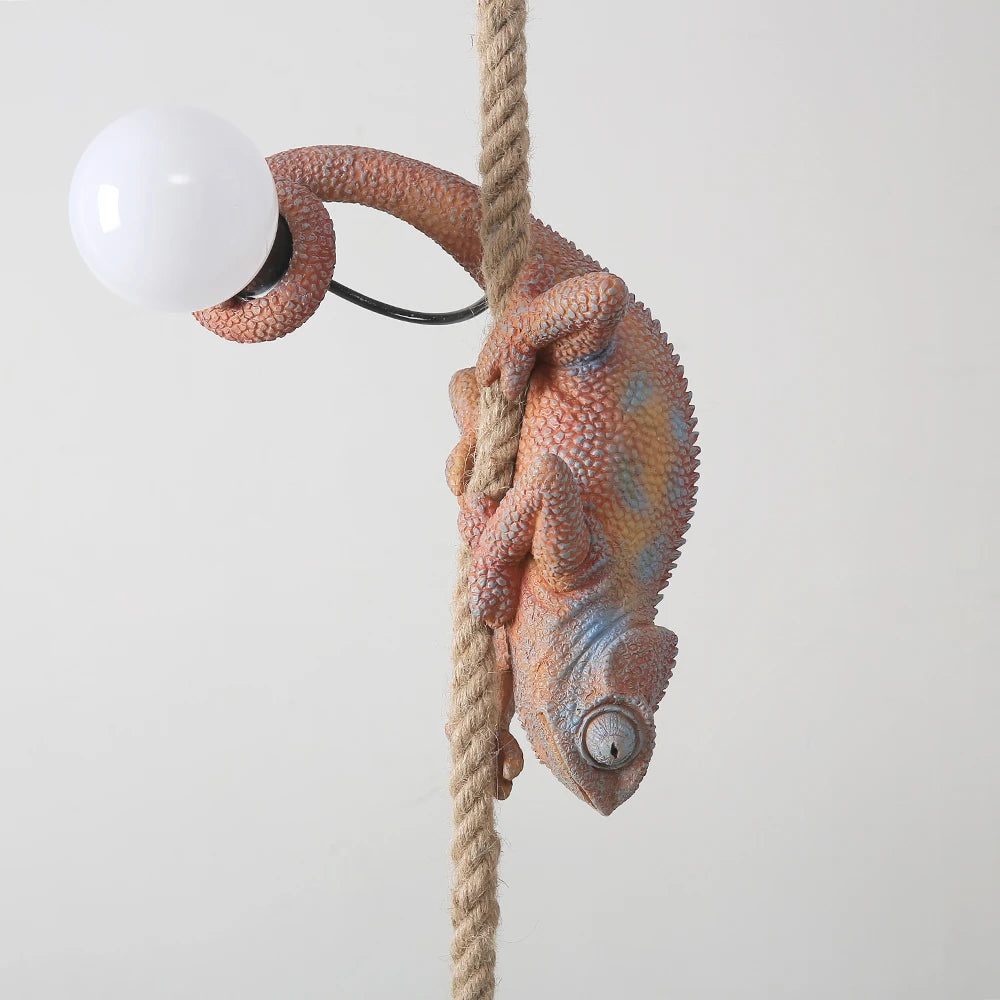 suspension en résine caméléon pour décoration artistique intérieure - vue 5 sur 10