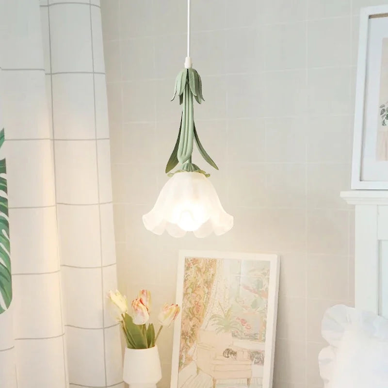 lustre en verre style français avec fleurs décoratives pour intérieur - vue 4 sur 10