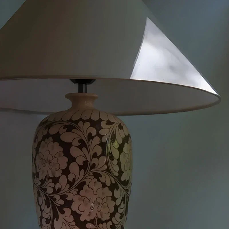 lampe de bureau rétro chinoise en céramique avec abat-jour en tissu - vue 6 sur 9