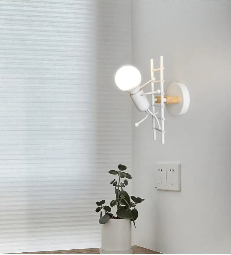 applique murale moderne petit homme led pour enfants - vue 4 sur 23