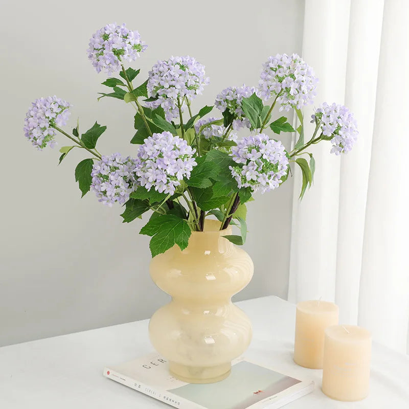 bouquet d'hortensias artificiels en soie pour décoration de mariage - vue 6 sur 13