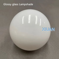 Moderne Glas-Kugelwandleuchte mit verstecktem Sockel für vielseitige Anwendungen