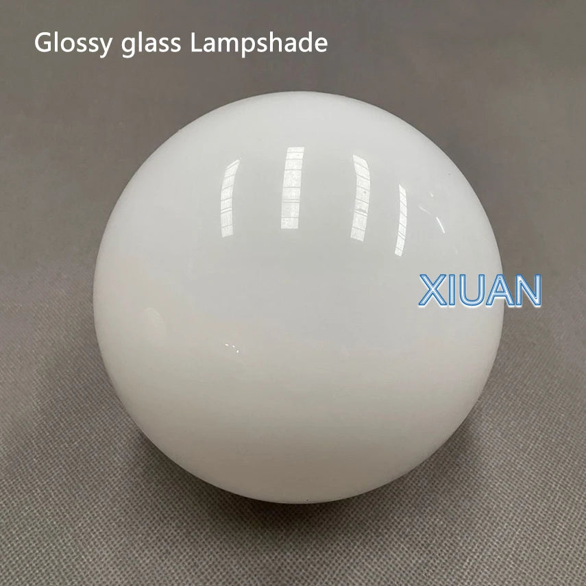 lampe boule de verre moderne avec base dissimulée pour divers usages