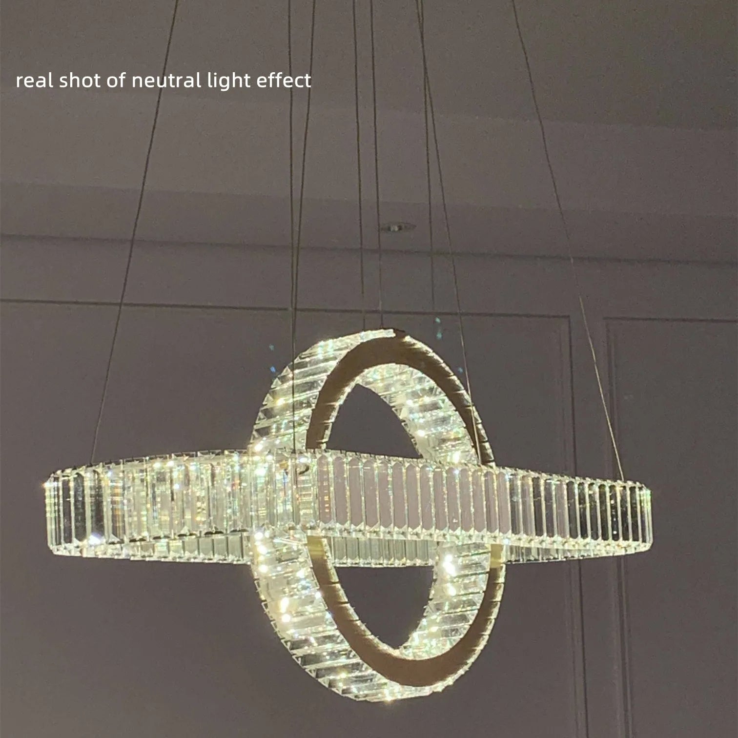Lustre LED led moderne en acier doré avec cristaux et câble réglable - vue 6 sur 12