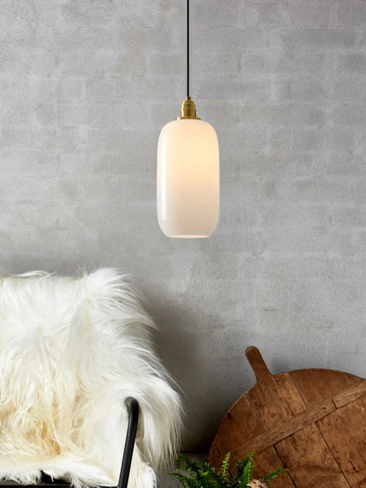 lustre en verre blanc pour une ambiance artistique élégante - vue 4 sur 7
