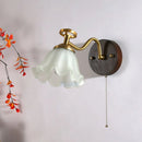applique murale en verre design fleur wabi-sabi en bois massif
