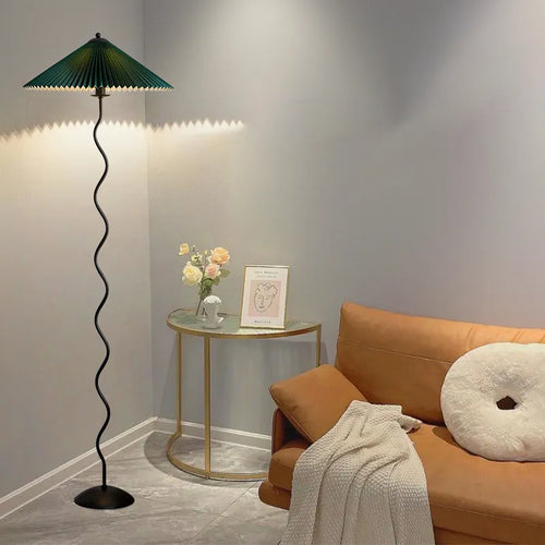 LED-Lampenschirm aus plissiertem Stoff im nordischen Stil