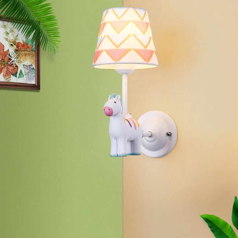 applique murale licorne pégase pour chambre d enfant créative et chaleureuse - vue 5 sur 6