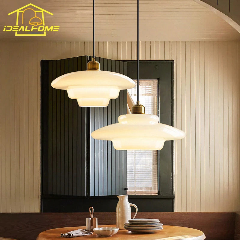 Suspension décoratives modernes en verre lait crème - vue 4 sur 9