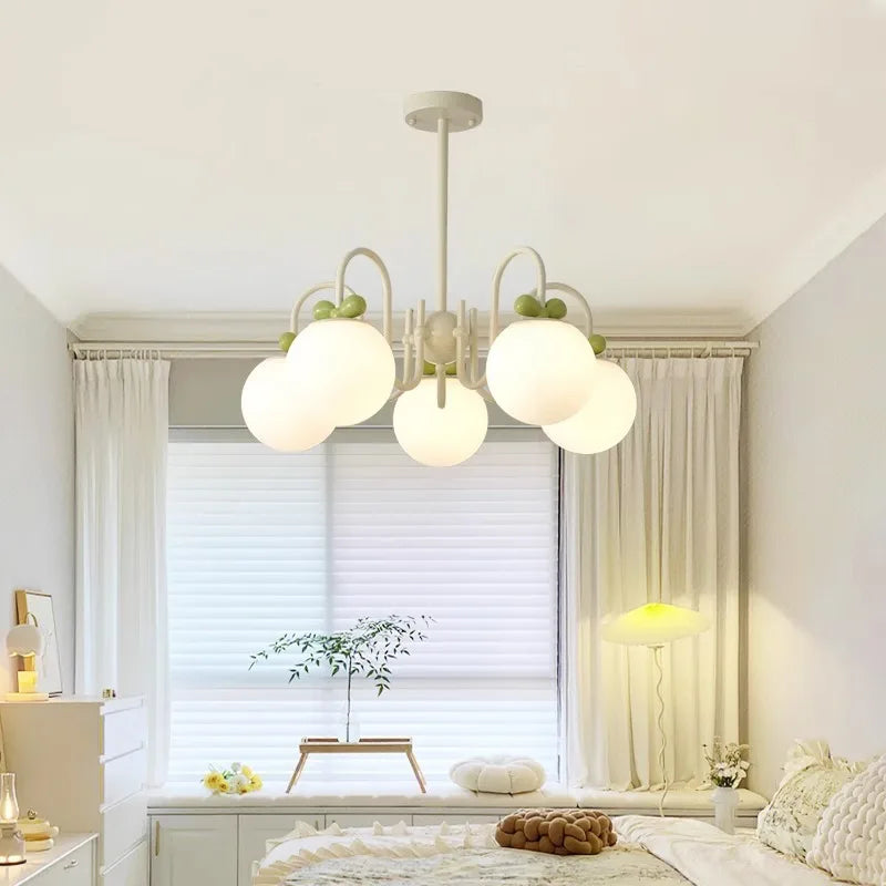 Lustre LED décoratif style français intérieur. - vue 4 sur 11