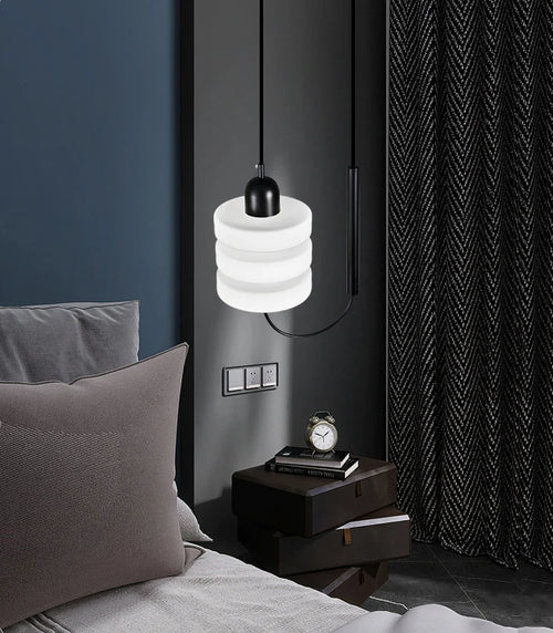 Skandinavische Pendelleuchte aus Glas im minimalistischen Design für Innenbeleuchtung - vue 2 sur 7