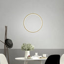 Minimalistischer Kronleuchter in Kreisform für moderne Innenräume