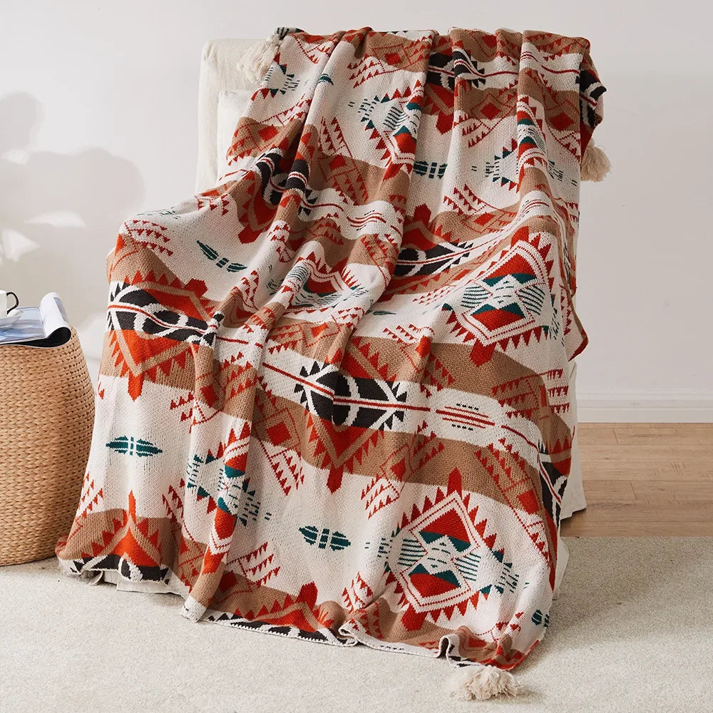 plaid tricoté bohème motifs géométriques avec pompons doux - vue 6 sur 6