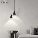 Pendelleuchte aus Nussbaumholz und Kupfer mit elegantem Design für ein stilvolles Interieur