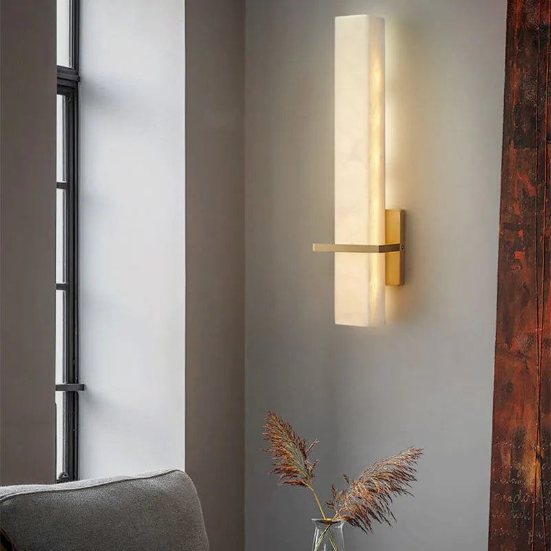 applique cuboïde en marbre naturel et cuivre pour éclairage d'ambiance - vue 3 sur 7