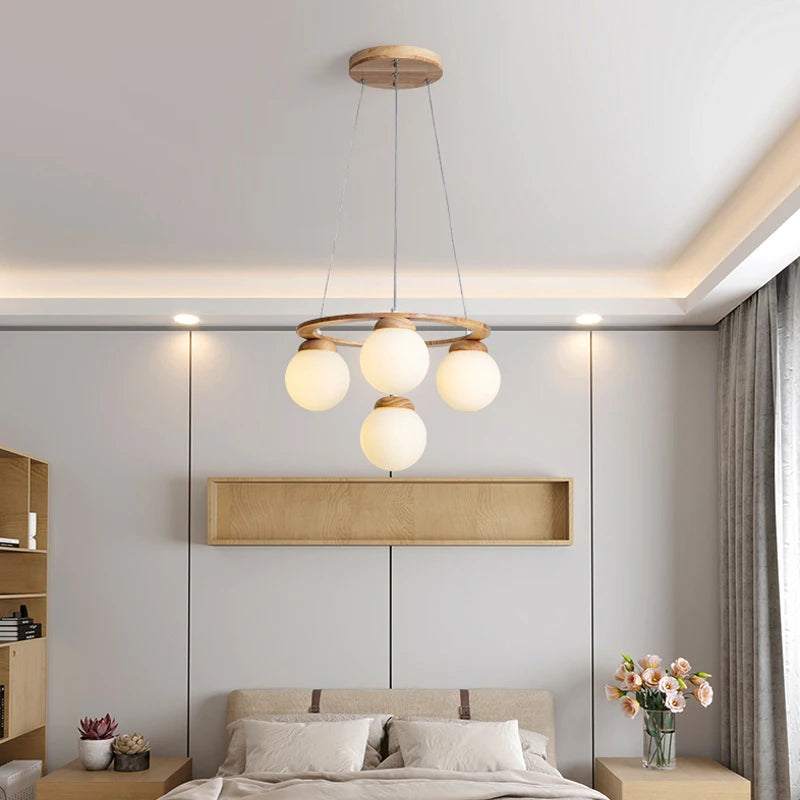 suspension en bois avec boule de verre design moderne