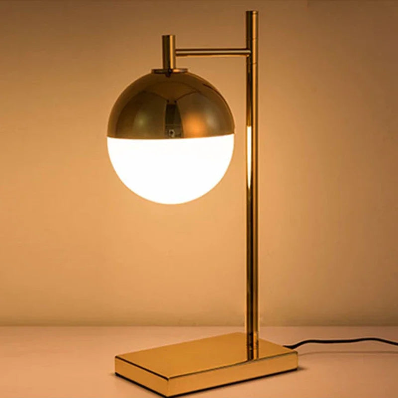 lampe de table moderne en fer doré luminaire décoratif d'intérieur - vue 4 sur 6