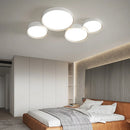 Moderner LED-Deckenleuchte für ein elegantes und helles Interieur