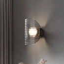 Moderne nordische Nachttischlampe für ein elegantes Interieur