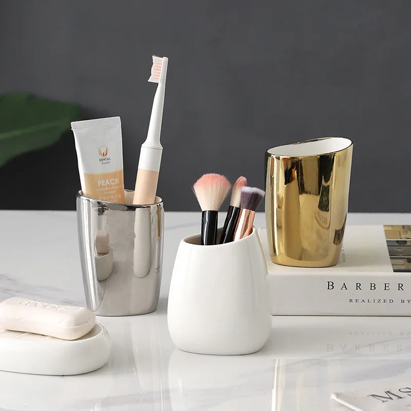 accessoires de salle de bain en céramique pour décoration intérieure - vue 4 sur 23